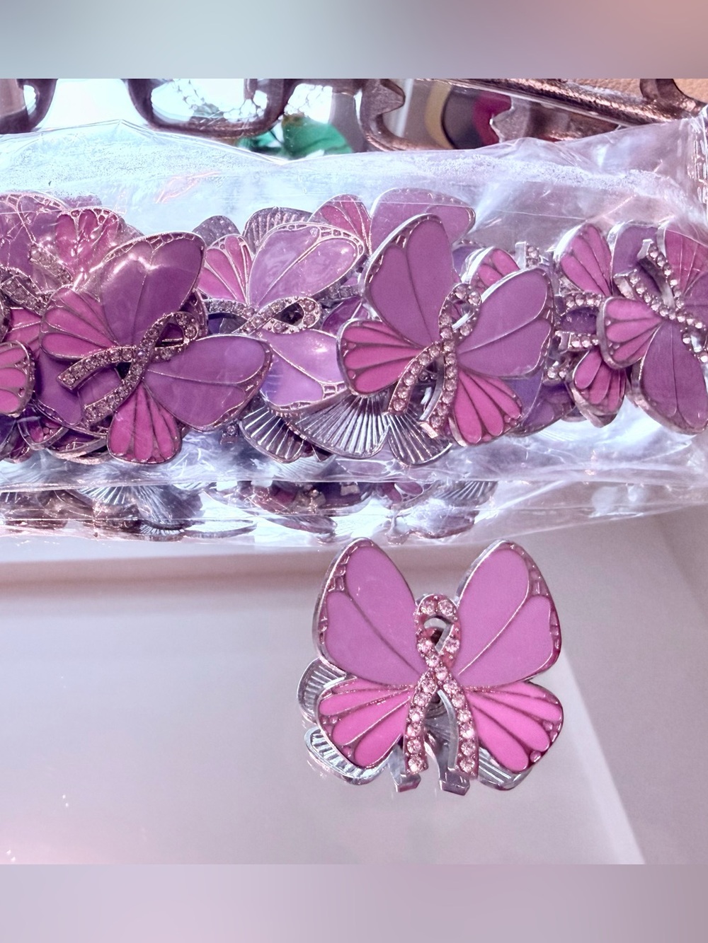 Breast Cancer Awareness — 20 Pink Butterfly Symbol Brooch Pins
